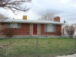 Pre-foreclosure in  S 4710 W Salt Lake City, UT 84120