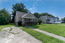 Pre-foreclosure in  MARYLAND AVE Hampton, VA 23661