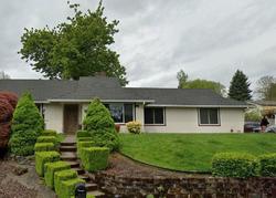 Pre-foreclosure in  NW OLD ORCHARD DR Vancouver, WA 98665