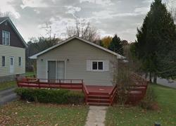Pre-foreclosure in  ACADEMY ST Elroy, WI 53929