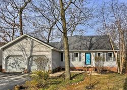 Pre-foreclosure in  FROCK DR Hanover, PA 17331