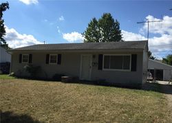 Pre-foreclosure in  CASE AVE Elyria, OH 44035