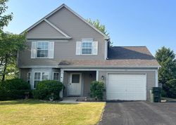 Pre-foreclosure in  DUNTON CT Mundelein, IL 60060