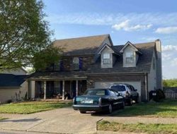 Pre-foreclosure in  JOHN SUTHERLAND DR Nicholasville, KY 40356