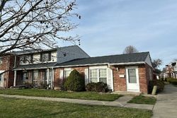 Pre-foreclosure in  E THOMPSON RD Indianapolis, IN 46227