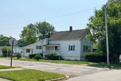 Pre-foreclosure in  N ARTHUR ST Rushville, IN 46173