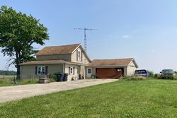 Pre-foreclosure in  E UNION CITY PIKE Winchester, IN 47394