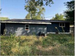 Pre-foreclosure in  E CR 1700N Havana, IL 62644