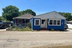 Pre-foreclosure in  HOYNE ST Streator, IL 61364