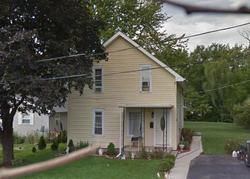 Pre-foreclosure in  STARR ST Belvidere, IL 61008