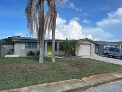 Pre-foreclosure in  FONT LN Holiday, FL 34691