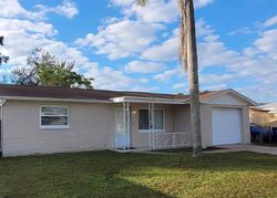 Pre-foreclosure in  FAIRMOUNT DR Holiday, FL 34691