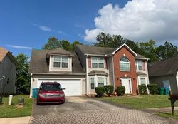 Pre-foreclosure in  OAK HOLLOW LN Hampton, GA 30228