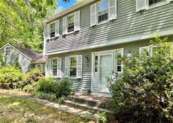 Pre-foreclosure in  FOX DEN RD West Simsbury, CT 06092