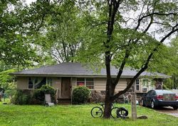 Pre-foreclosure in  MEMPHIS DR Chattanooga, TN 37415