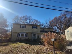 Pre-foreclosure in  ROBIN RD Poughkeepsie, NY 12601