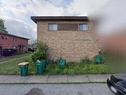Pre-foreclosure in  MAPLEWOOD CT Maple Heights, OH 44137