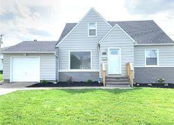 Pre-foreclosure in  ALEXANDER RD Cleveland, OH 44125