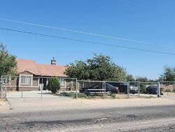Pre-foreclosure in  7TH AVE Hesperia, CA 92345