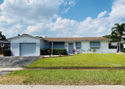 Pre-foreclosure in  NW 19TH ST Hollywood, FL 33024