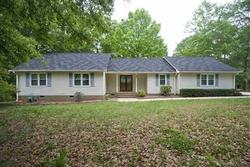 Pre-foreclosure in  COACHMAN CT Anderson, SC 29625