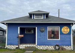 Pre-foreclosure in  S 53RD ST Tacoma, WA 98409