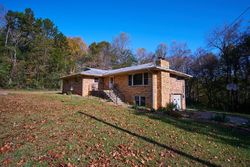 Pre-foreclosure in  MAPLEHILL RD Knoxville, TN 37914