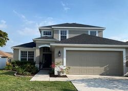 Pre-foreclosure in  MELLON WAY Sarasota, FL 34232