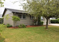 Pre-foreclosure in  UMPQUA RD Woodburn, OR 97071