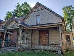Pre-foreclosure Listing in E EAST ST WASHINGTON COURT HOUSE, OH 43160