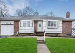 Pre-foreclosure in  HOMER AVE Deer Park, NY 11729
