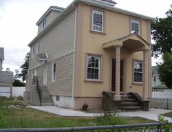 Pre-foreclosure in  104TH AVE Saint Albans, NY 11412