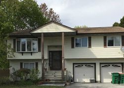 Pre-foreclosure in  SUTTON PARK RD Poughkeepsie, NY 12603