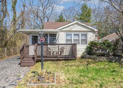 Pre-foreclosure in  ANTHONY AVE Toms River, NJ 08753