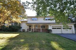 Pre-foreclosure in  HEPWORTH PL West Orange, NJ 07052
