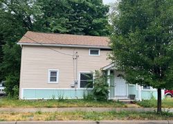 Pre-foreclosure in  MAUDE AVE NE Grand Rapids, MI 49505