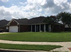 Pre-foreclosure in  PATRIOT PARK CIR SE Owens Cross Roads, AL 35763