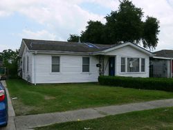 Pre-foreclosure in  CREAGAN AVE Gretna, LA 70053