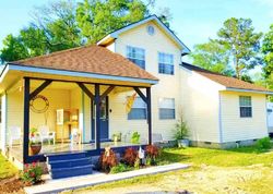 Pre-foreclosure in  ABERDEEN ACRES RD Denham Springs, LA 70726