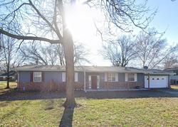 Pre-foreclosure in  30TH DR Parsons, KS 67357