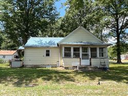 Pre-foreclosure in  N ERVIN ST Cutler, IL 62238