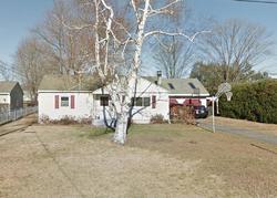 Pre-foreclosure Listing in ANDOVER RD WINDSOR LOCKS, CT 06096