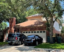 Pre-foreclosure in  FOREST GNOME San Antonio, TX 78233