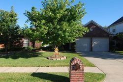 Pre-foreclosure in  BIRCH DR La Porte, TX 77571