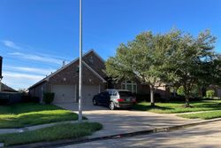 Pre-foreclosure in  TIMBER BLUFF DR Pearland, TX 77584