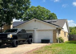 Pre-foreclosure in  VILLARET DR Houston, TX 77083
