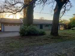 Pre-foreclosure in  MEADOW VIEW LN Auburn, CA 95602