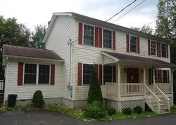 Pre-foreclosure in  LOUISE LN Bartonsville, PA 18321