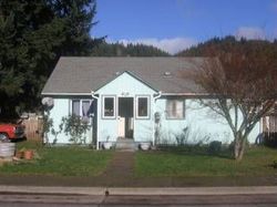 Pre-foreclosure Listing in COMMERCIAL ST OAKRIDGE, OR 97463
