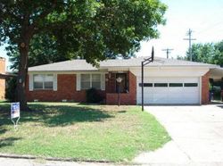 Pre-foreclosure in  W SPRUCE AVE Duncan, OK 73533